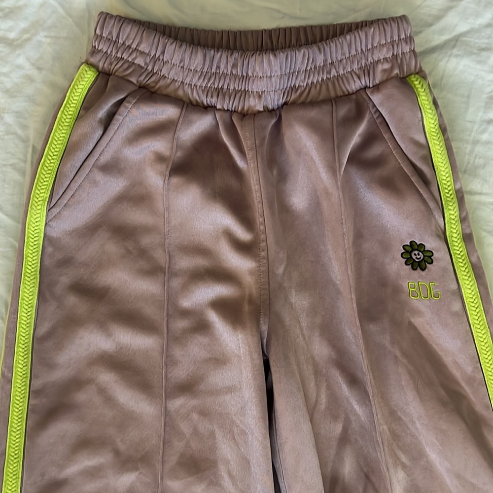 BDG Wide Leg Track Pants tan/lime green size XS - Picture 3 of 10
